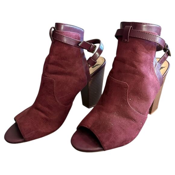 Penny Love Kenny Maroon Red Suede Strappy Block Heels Size 10 - Picture 1 of 8